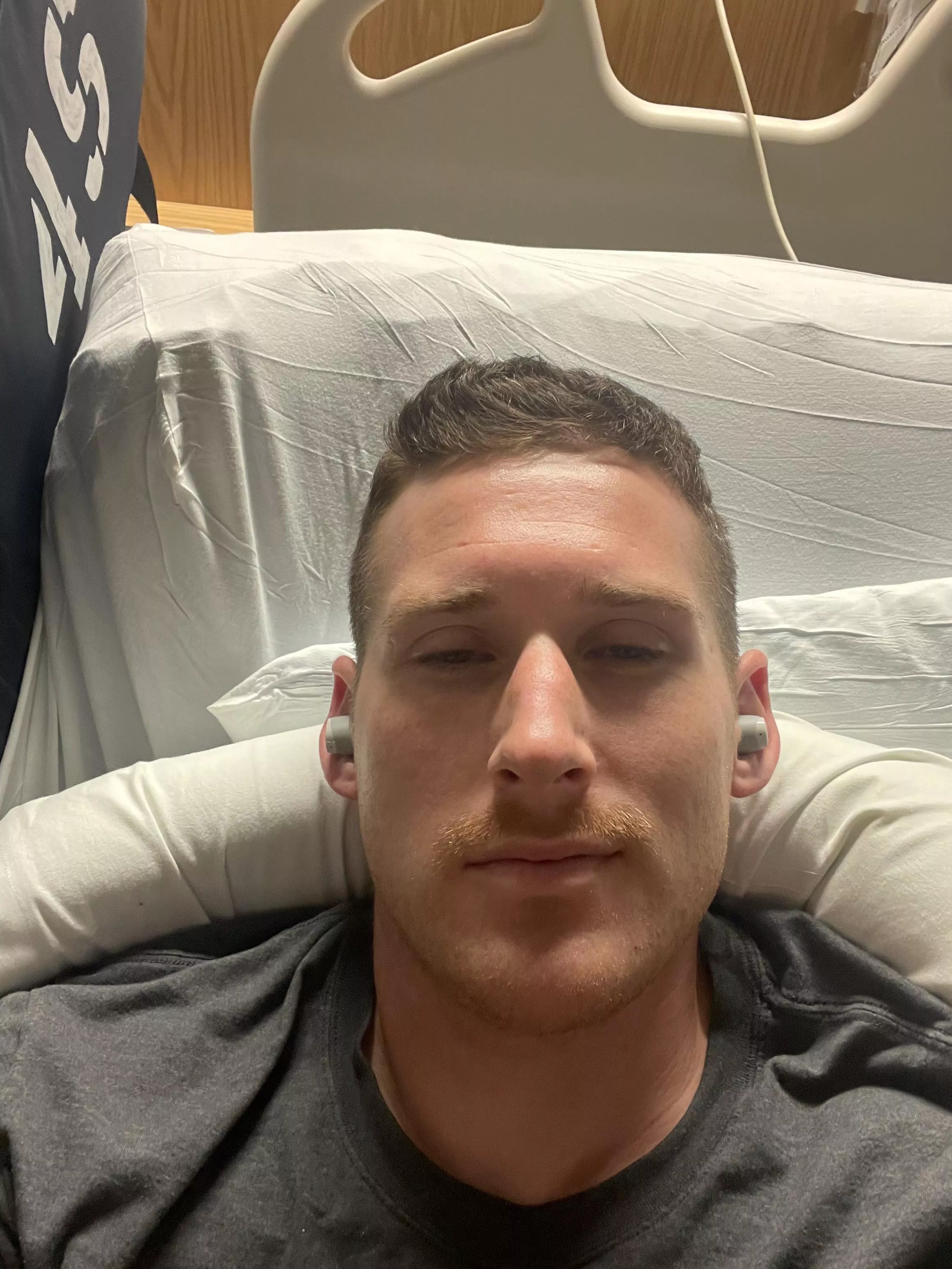 Look like shit in the hospital FML posted by Killme-now23