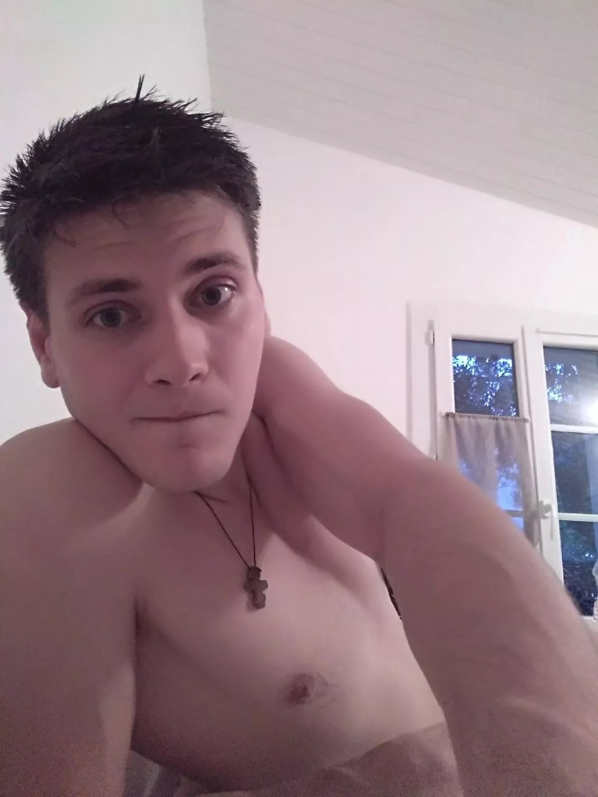 One of the few pics where I look cute (I think) posted by Ketchupinchips