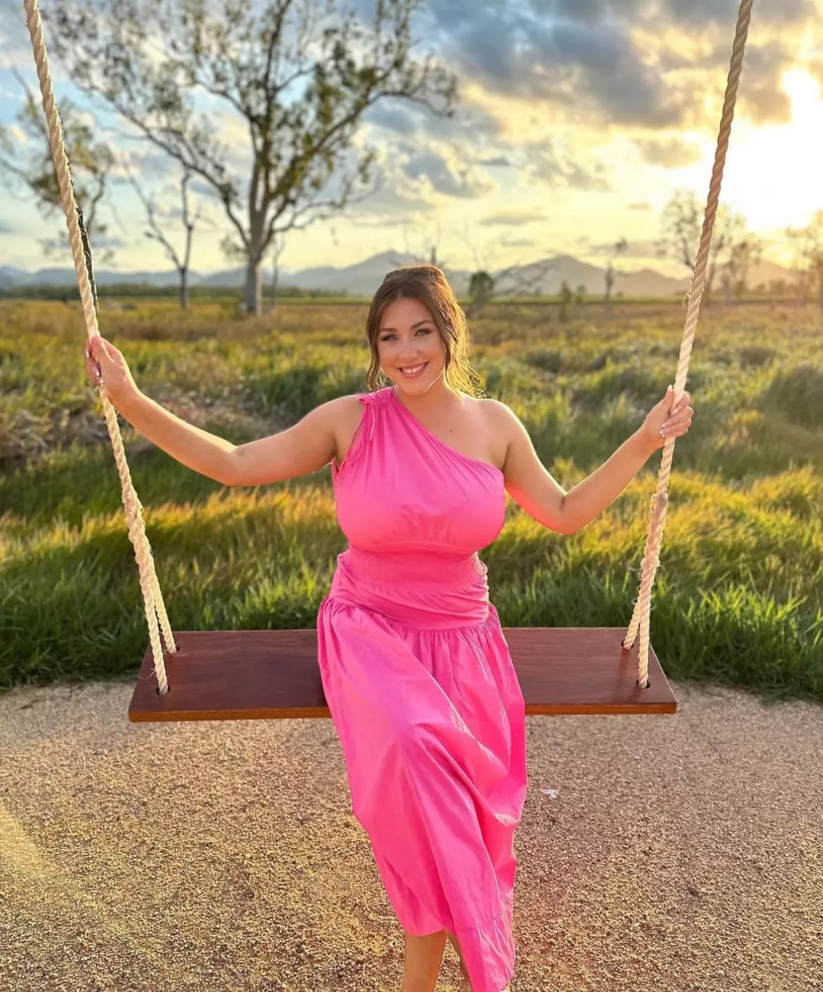 Sunset Swing posted by Big-Mycologist-1019