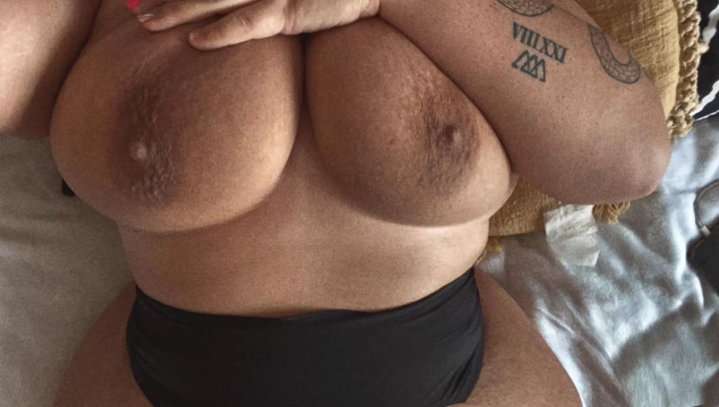 Throwback 💅🏻💗 posted by Prestigious-Creme572