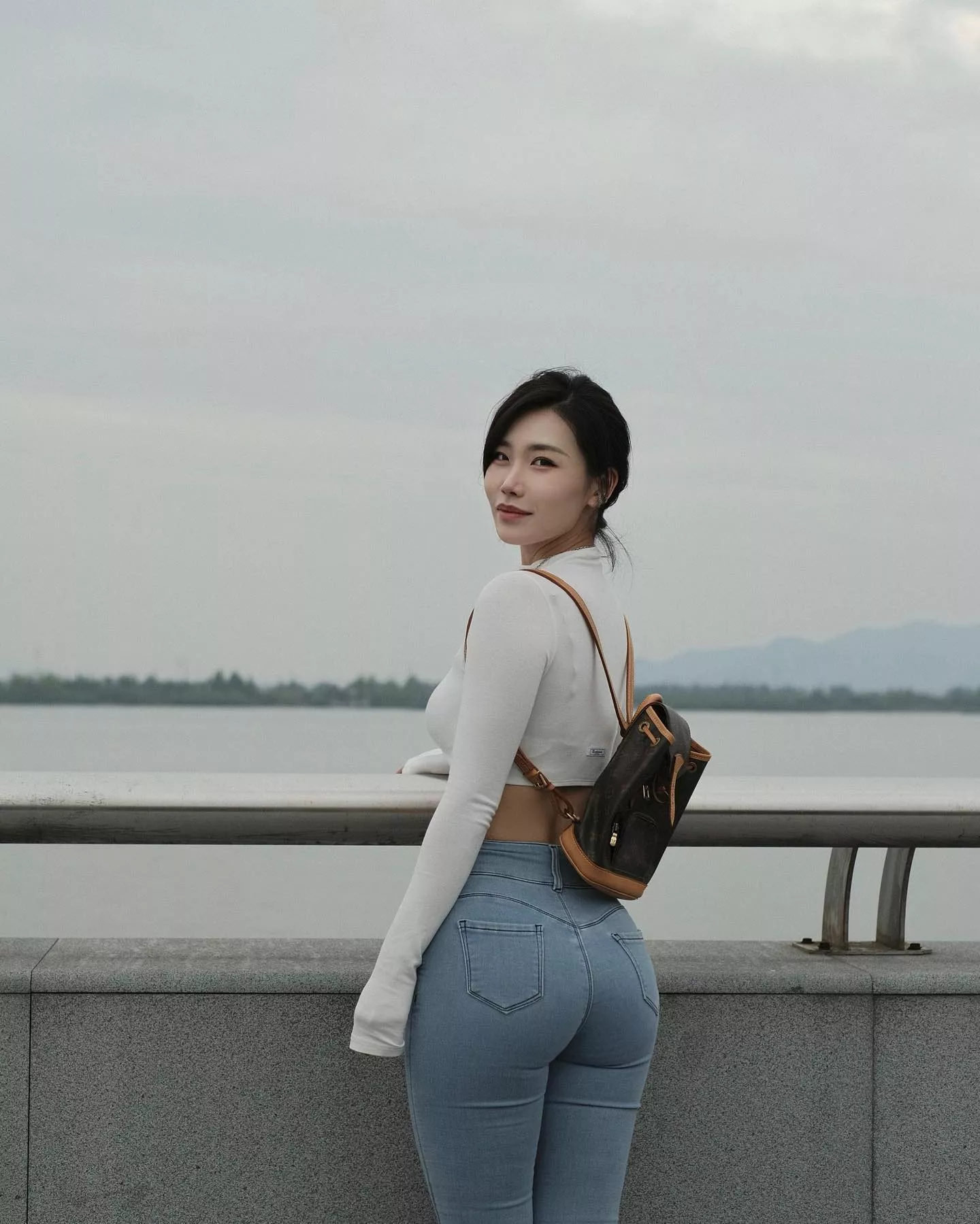 Tight fit posted by Majestic_Painter8660