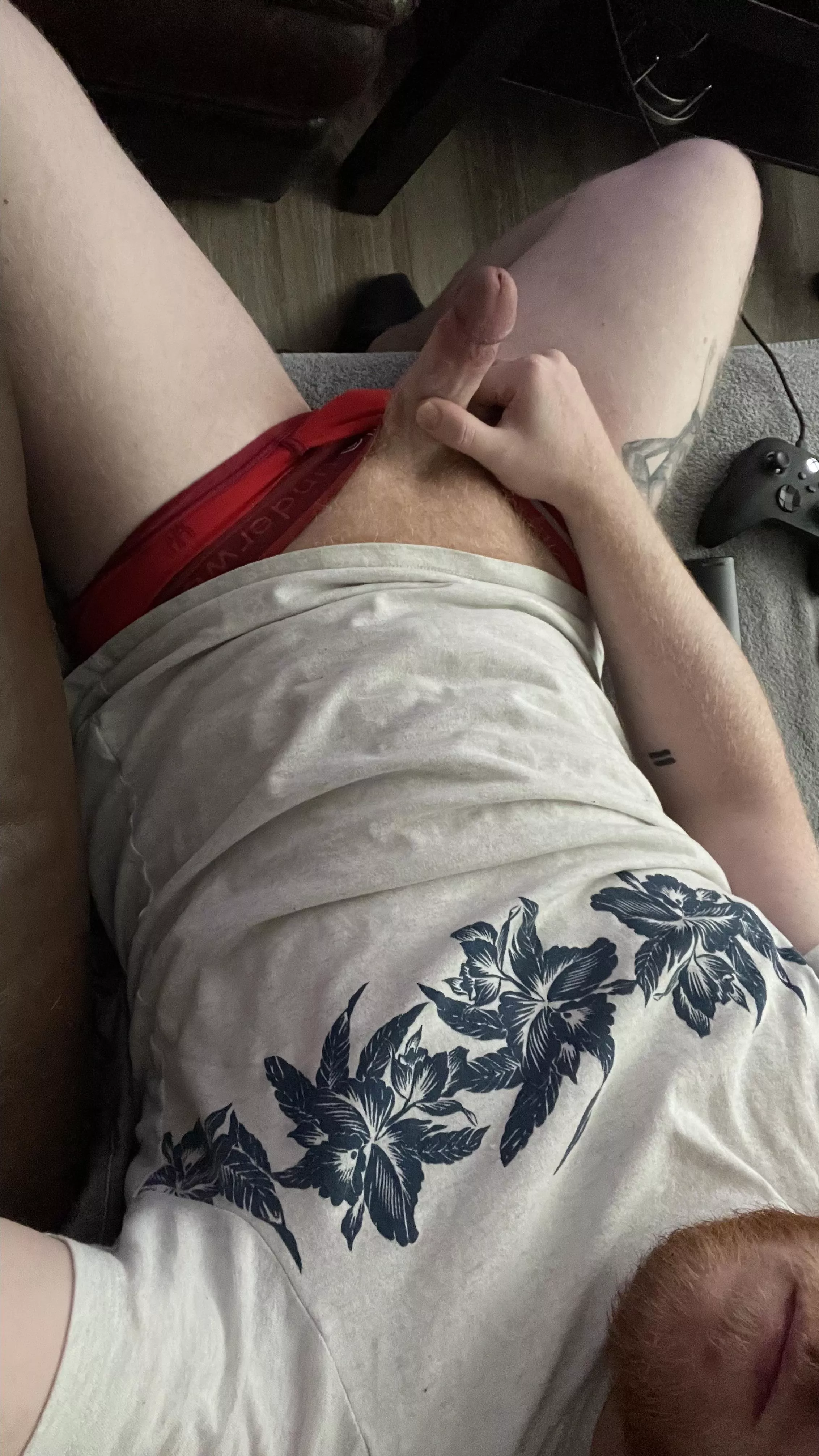 Wanna play? Whoever loses has to strip ;) posted by tiikii93