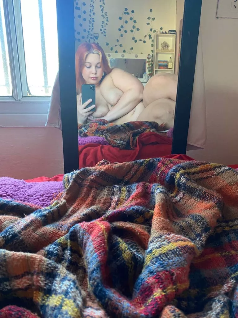 What is the first thing you'd do if you woke up next to me?? posted by sofialoveofficial