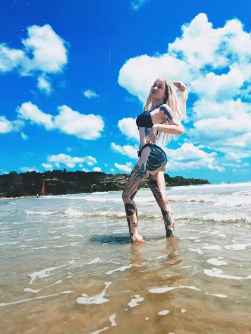 Will you lick my pussy on the beach with me? by NikkiCole2