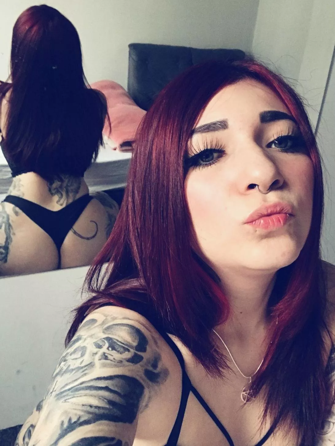 Would you eat me out for at least 10 minutes posted by Sp00kyeSar4h