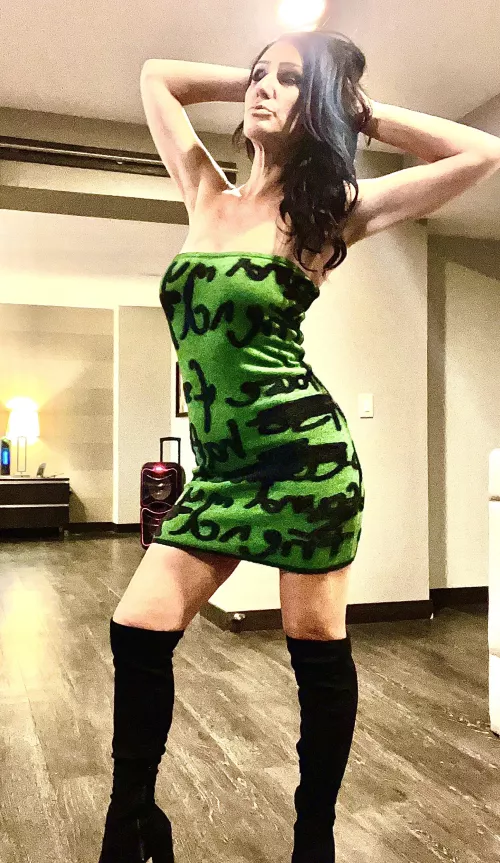 47 or 27? Does it matter…if u want uninhibited wild fun it does by HotandMessy007