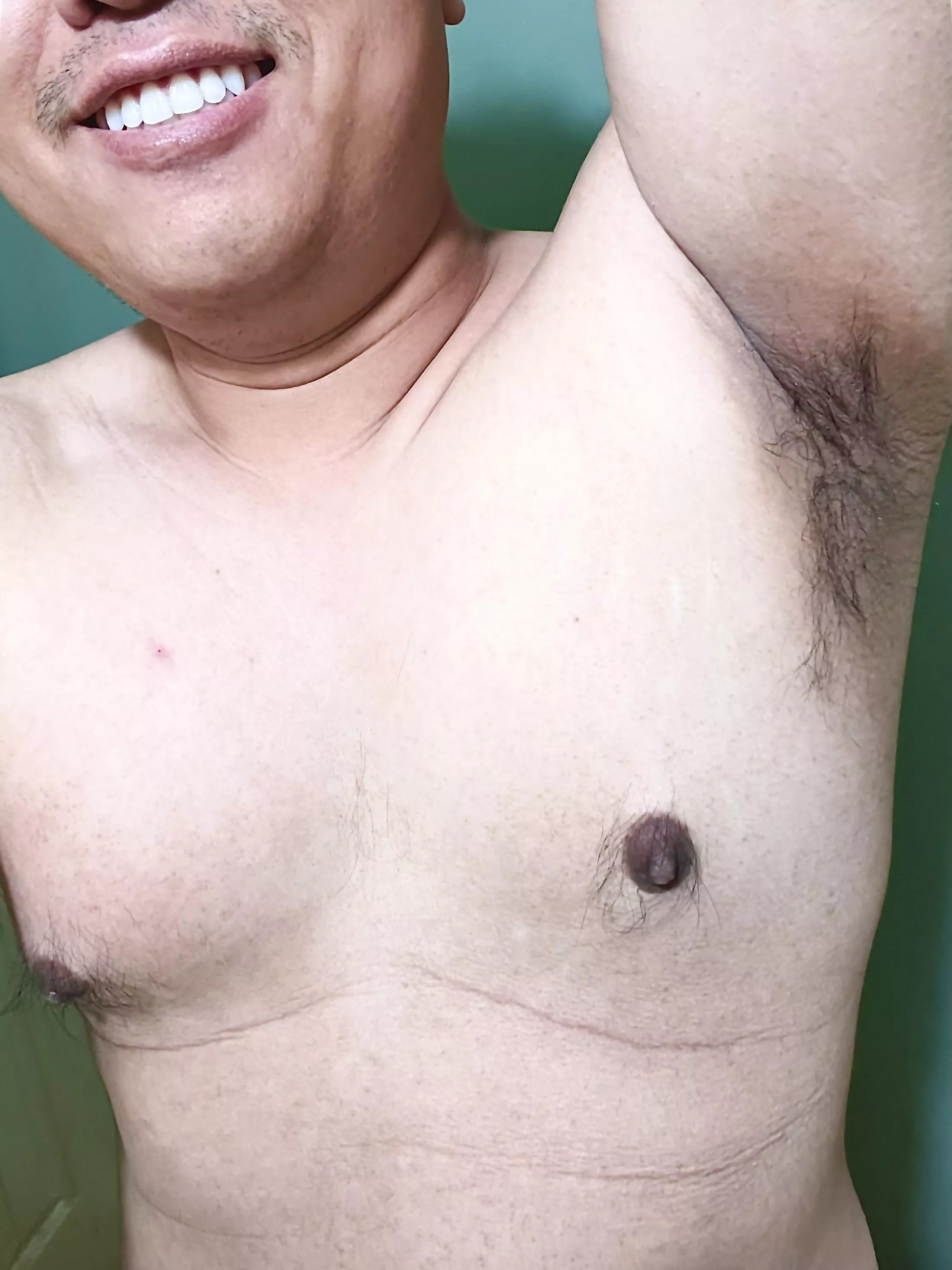 Back from the gym. Feel free to slide into my DM if you like what you see posted by readinganything