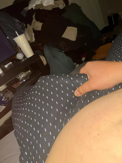 Dm to see what it looks like without pants M(22)(9”) by False_Advertising_68