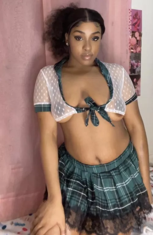 Do you like my uniform ? by K-pink_asthetic