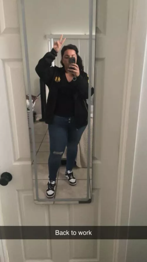 Have a good day beauties! by SweetEbony23