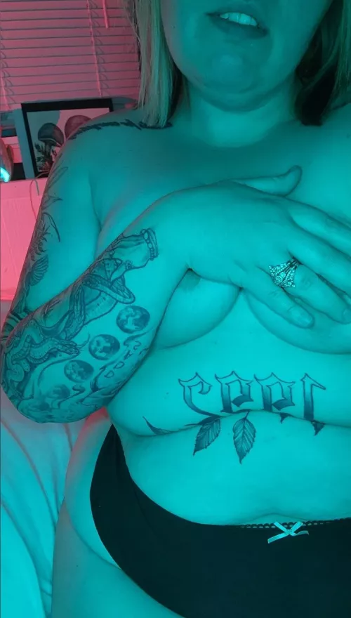 I just need my panties taken off now by qwerwife