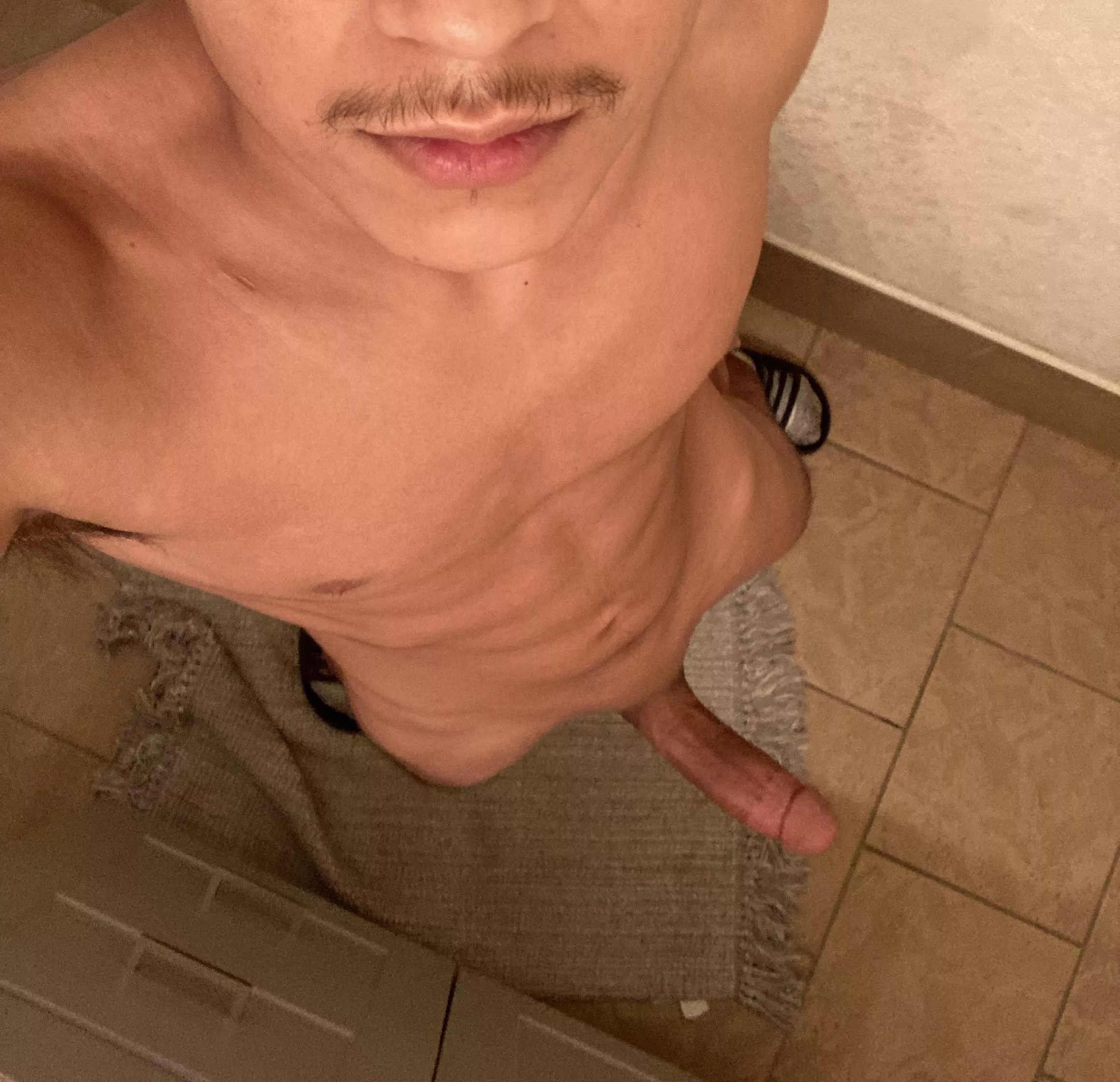 Lemme know 🫴🏾🍤 posted by Lilbd3