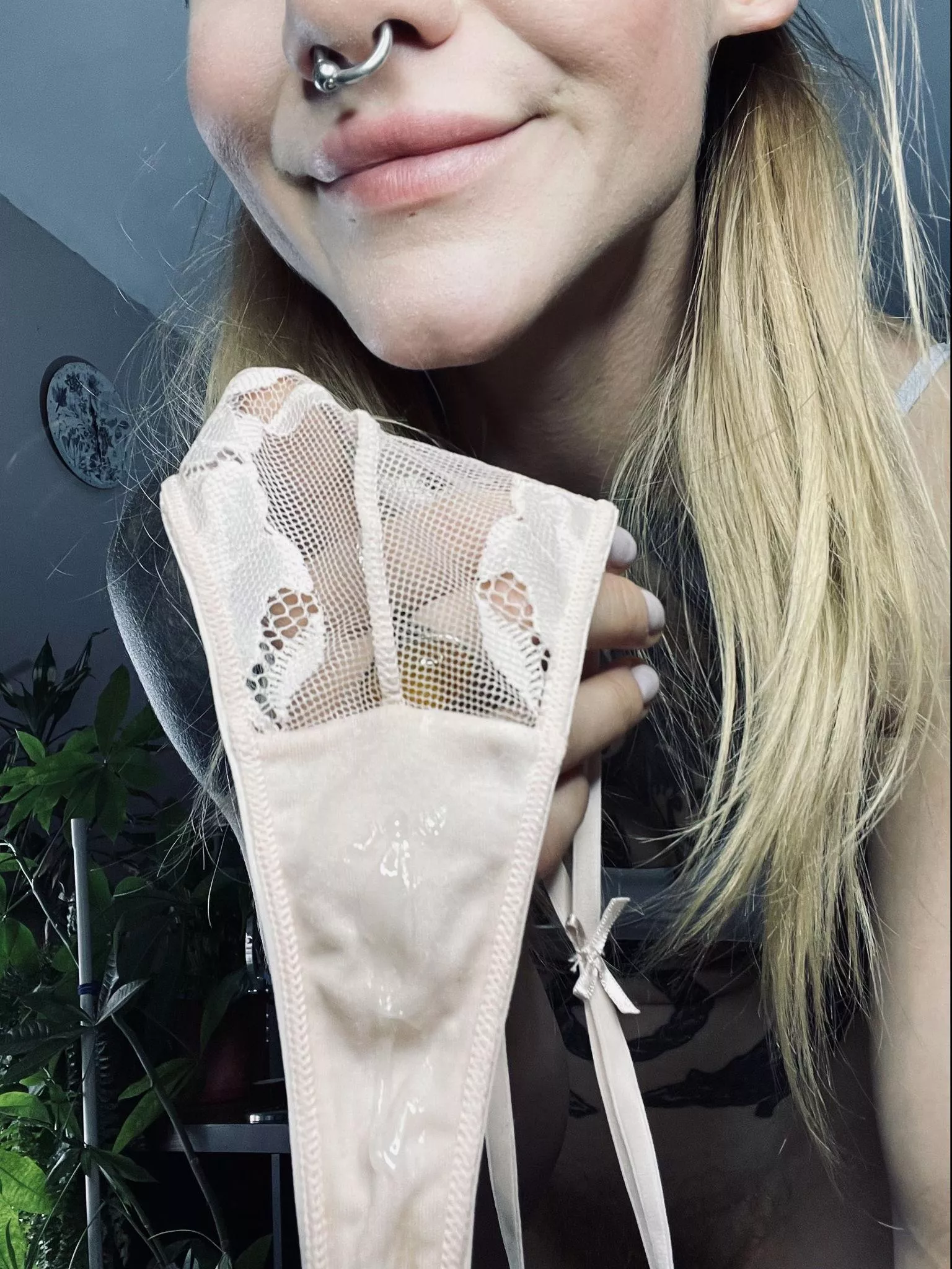 Let's ignite a fiery connection, body and wet soul posted by Cythia_Susa