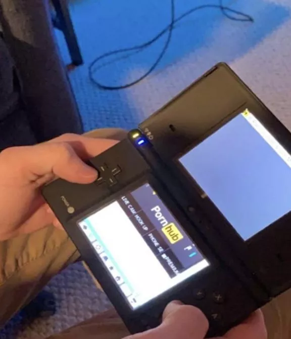 Power Radiates off this Image posted by bloodyCreamery861