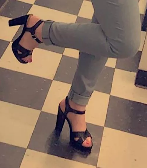 Shoes that I wore to college lunch by starsodreamy