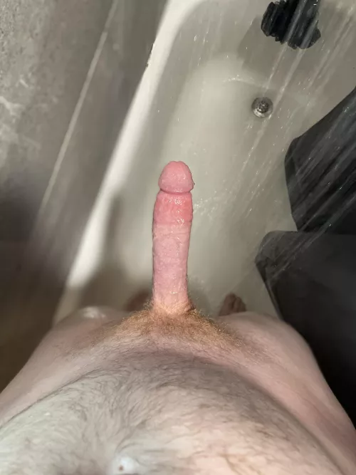 Sunday morning showers>> by ClamChopzz