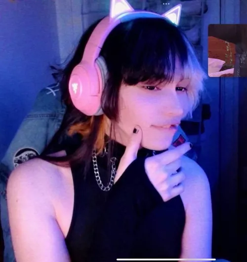 When he’s taller than you 😍 by Significant-Pack-565