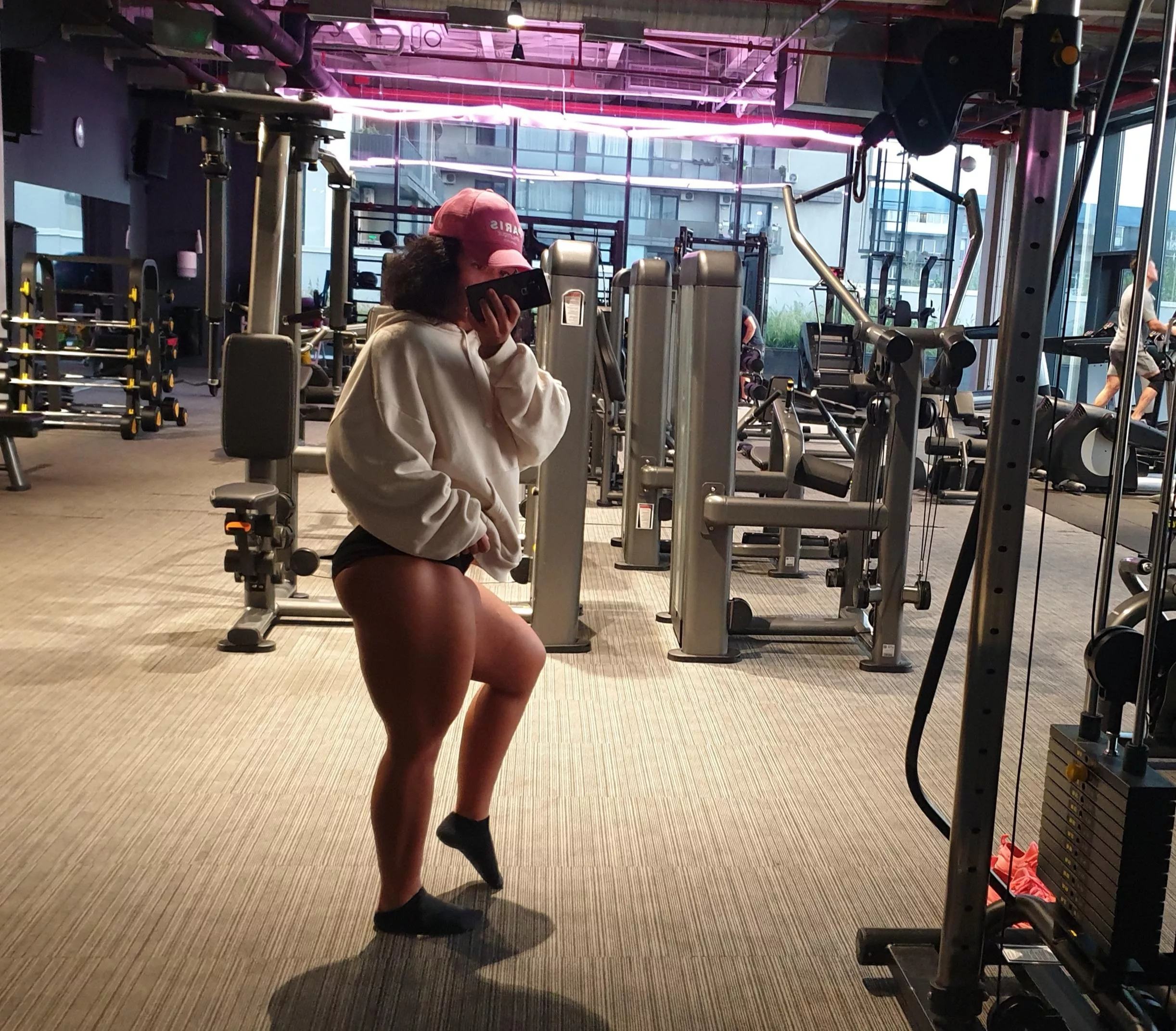 Would u date a muscular woman? posted by quadsqueen