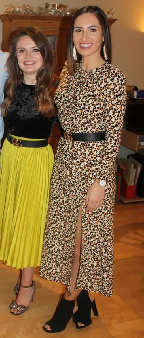 [2] Pick your favourite girl next door - left or right? by chancefrontquarter