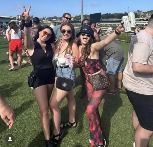 [3] who you choosing? by OwnEmu4650