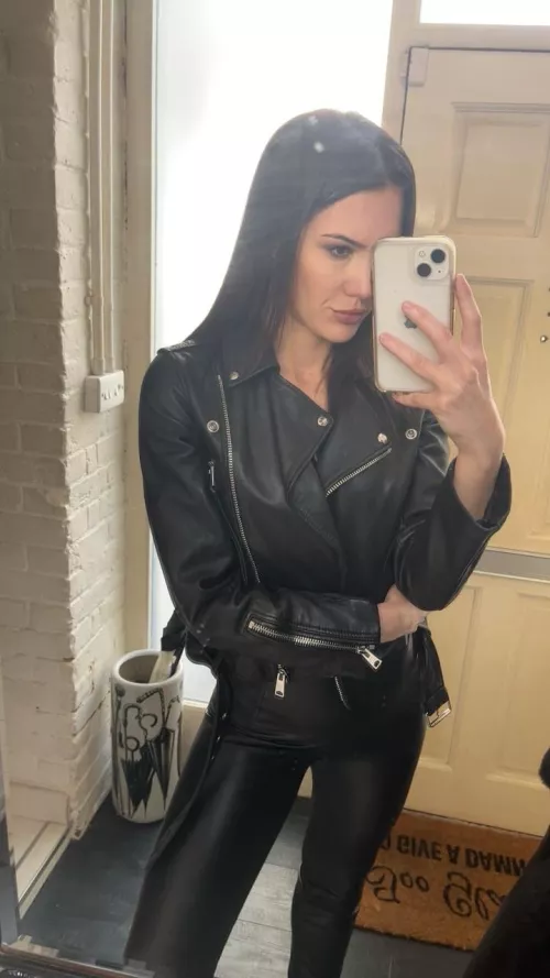 Addiction by Ms_zoenoir