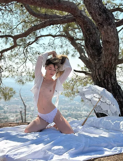 Are you into 18yo college girls ? ;) by UnrealisticNovella