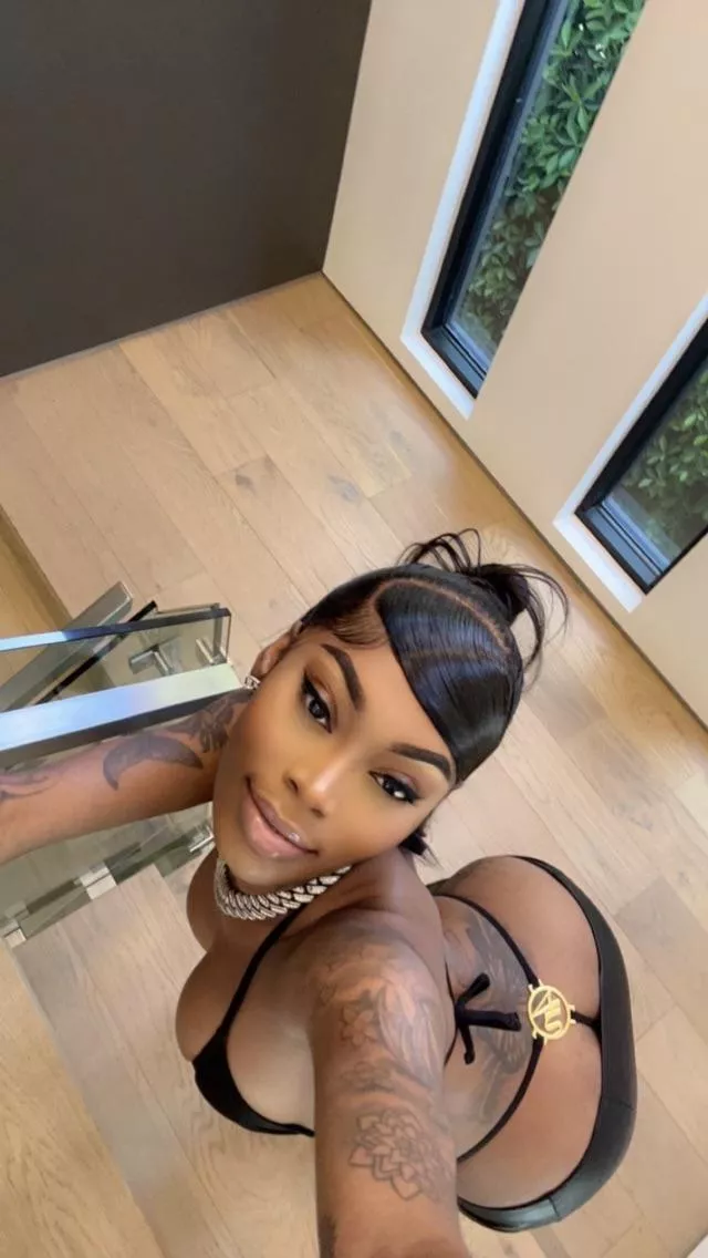 Asian da brat posted by OVOyoungozzy