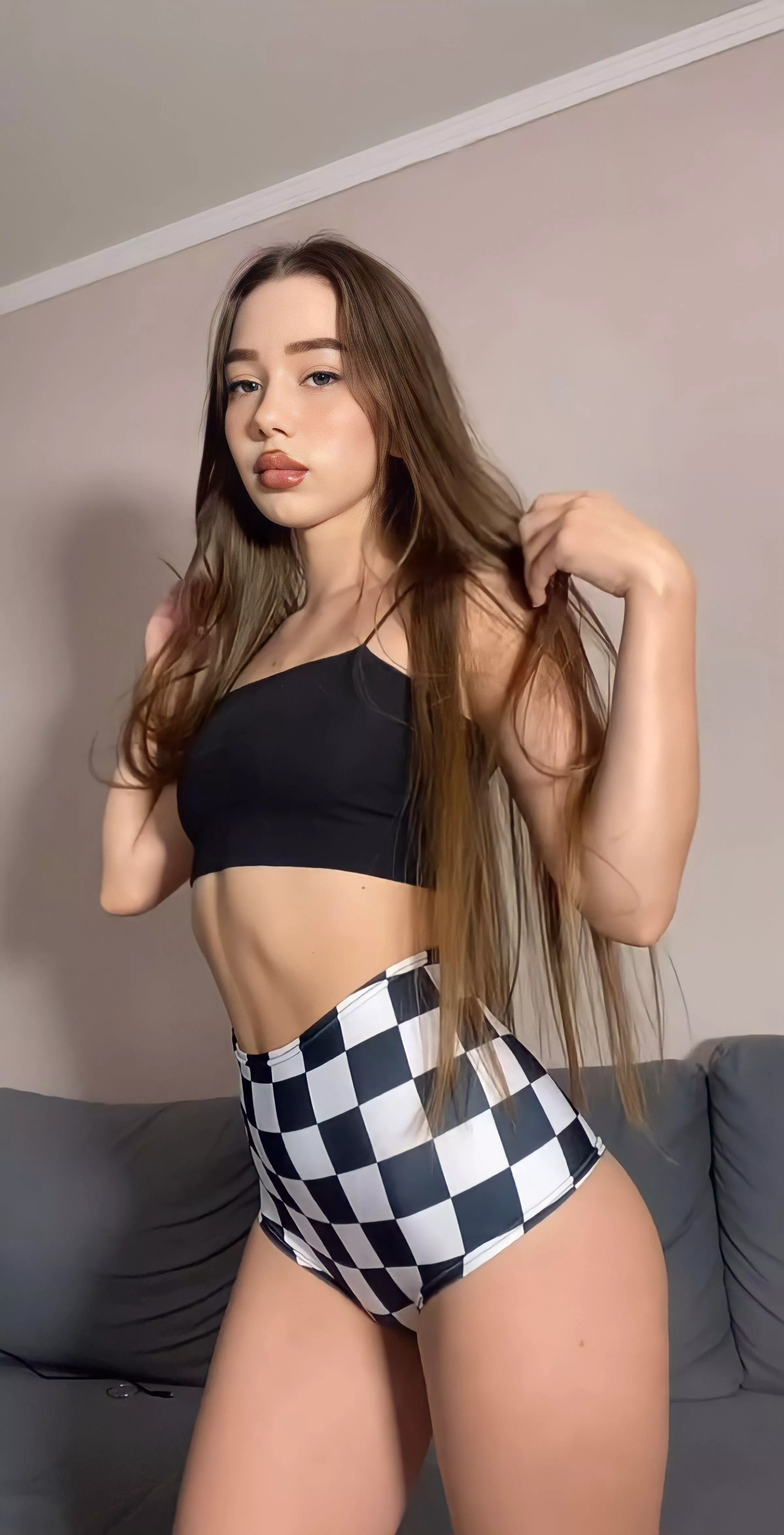 Bbynestle posted by Astridebook345