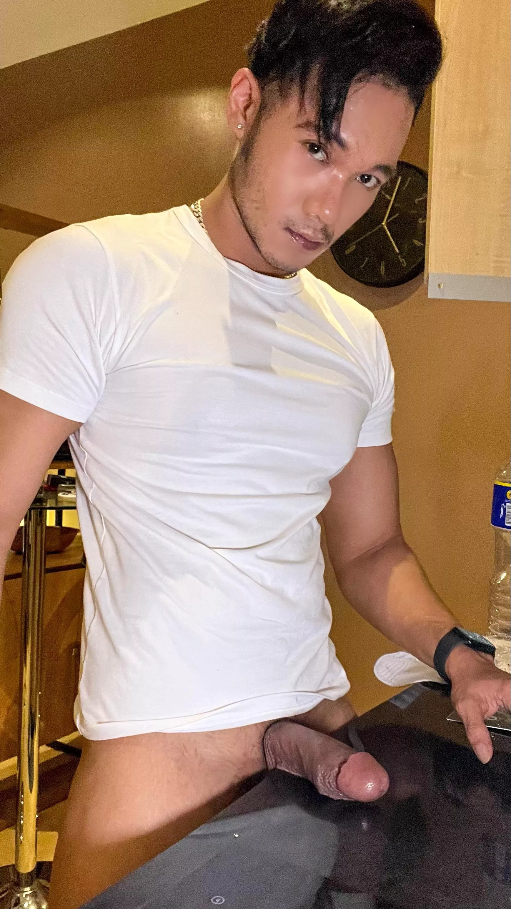 Come home soon, your dinner is waiting for you 🍽️ posted by A_Stroker