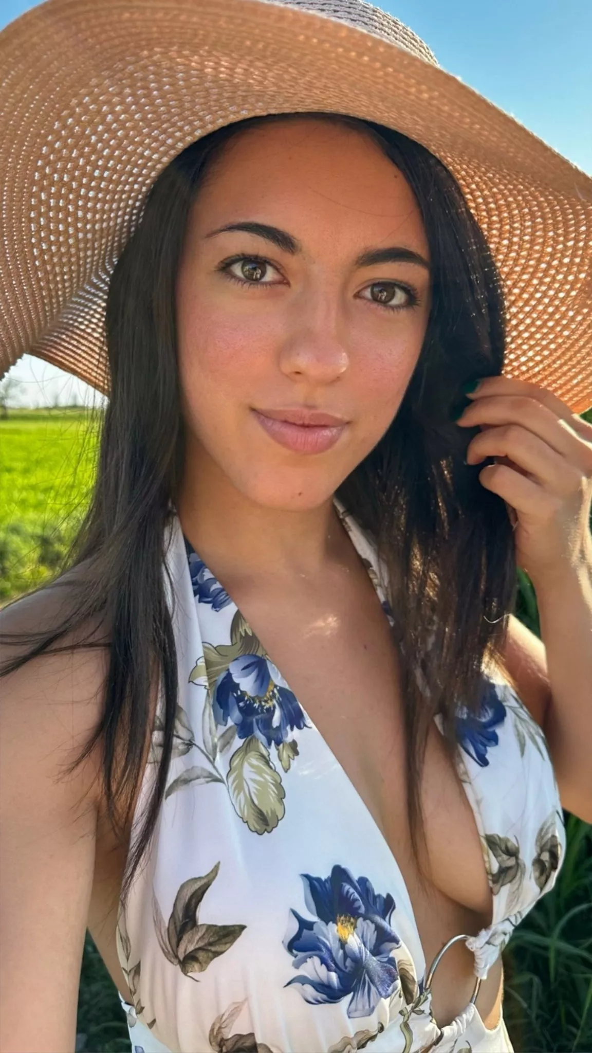 Cute dress, no brass, it sounds hot to me F19 posted by little__devill