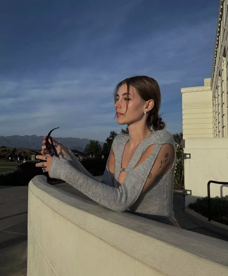 Eva Cudmore has me so weak.. posted by brucewayne1919