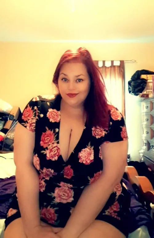 Hi 🥰 by thickglitterpunkbish