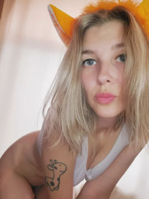 I want to jerk you off with my paws by blandlyhop99