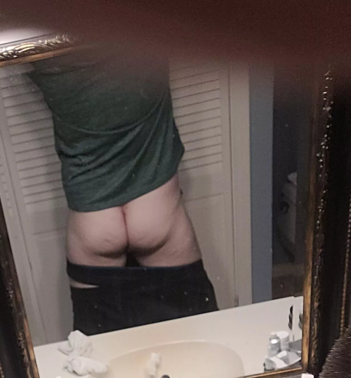 Looking for a Dom posted by heretoserve98