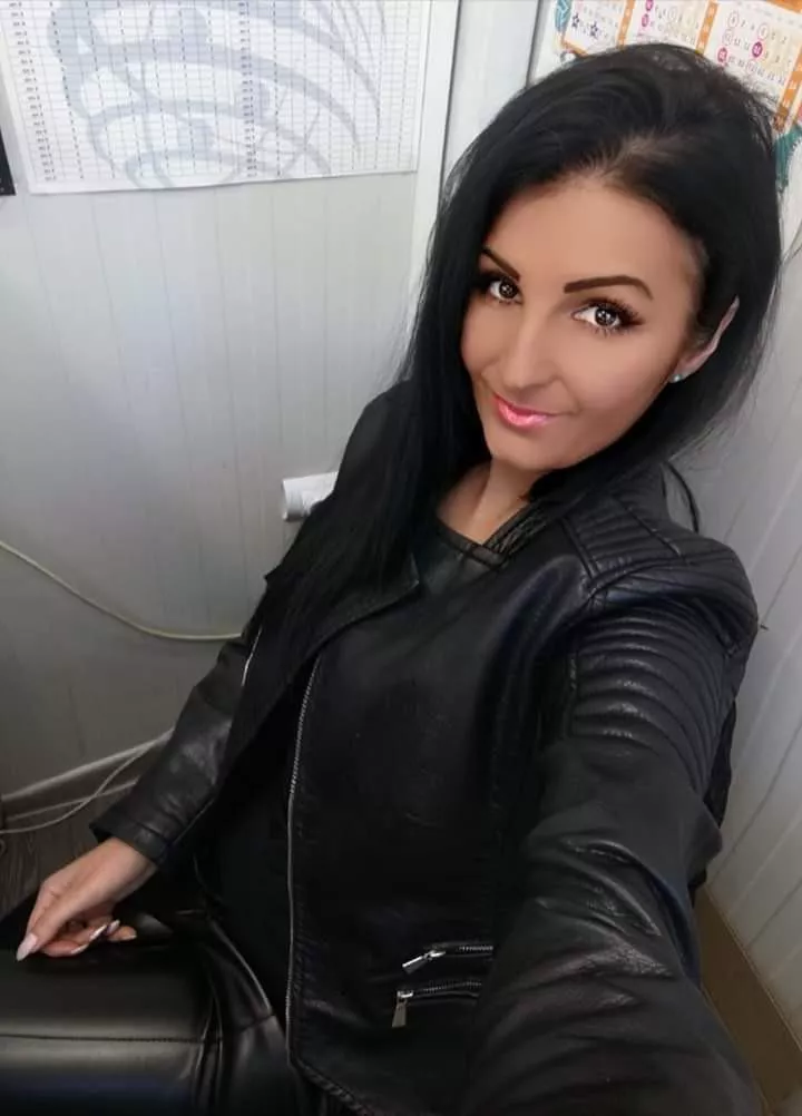 More hehe posted by Hyena331