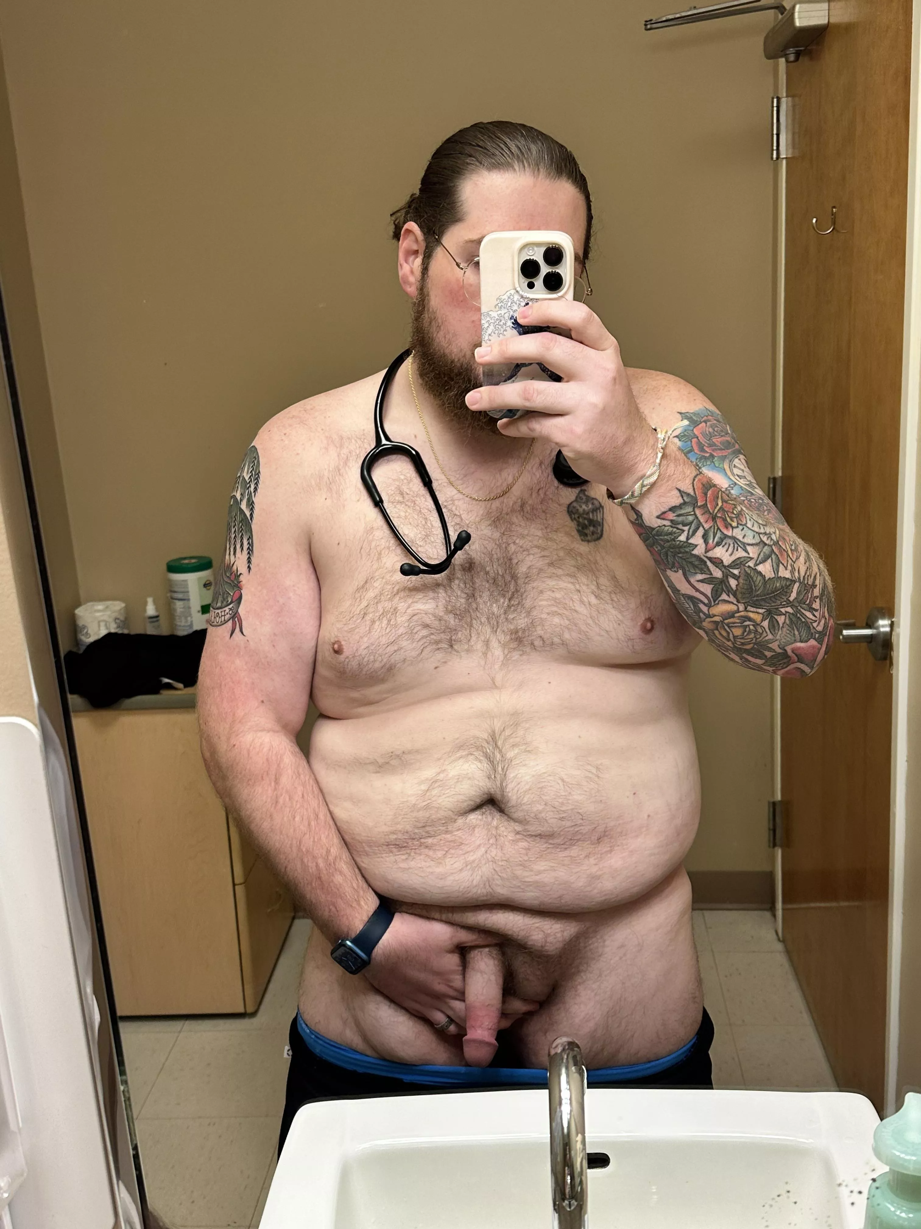 Offering full body exams today. DM’s open posted by Euphoric-Return-1236