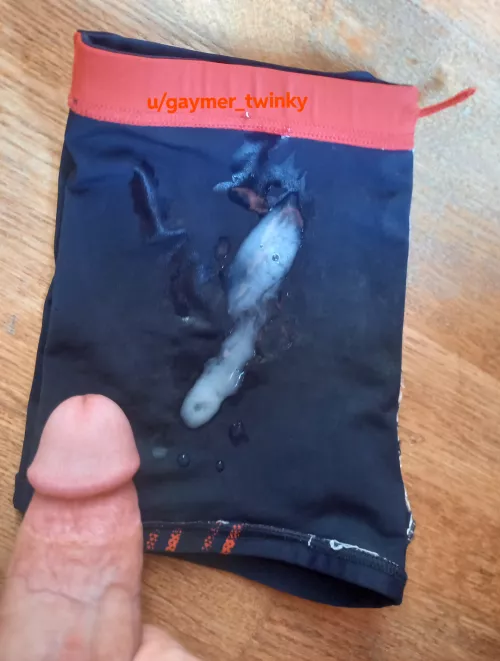 Still cumming on my cumrag by gaymer_twinky