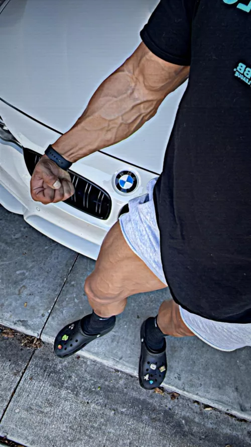 Veins were pokin by Prestigious_Owl6137