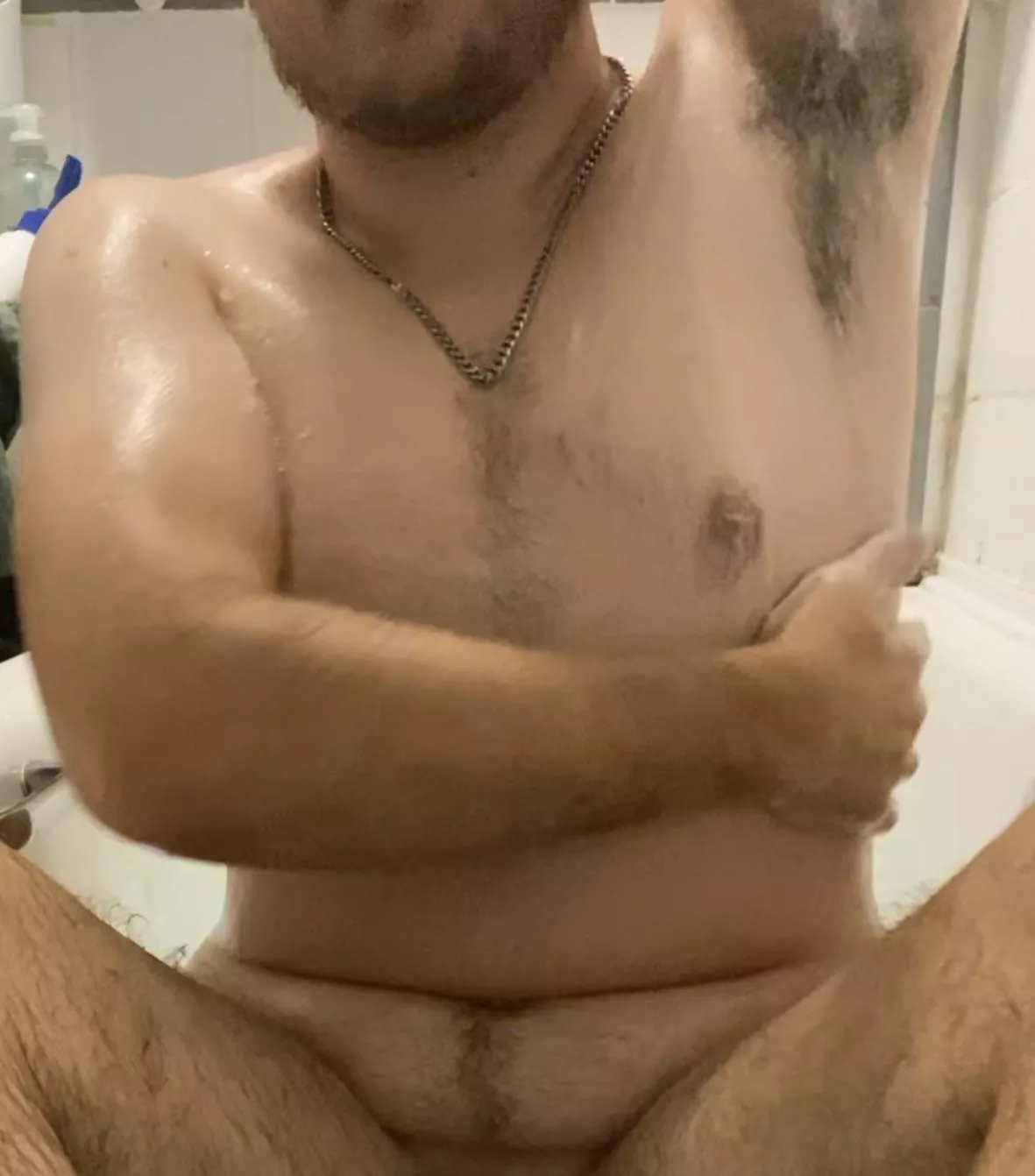 Washing my sweaty pits posted by 9888cc