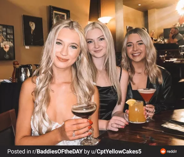 🍷🍸What would you like?🍺 by CptYellowCakes5