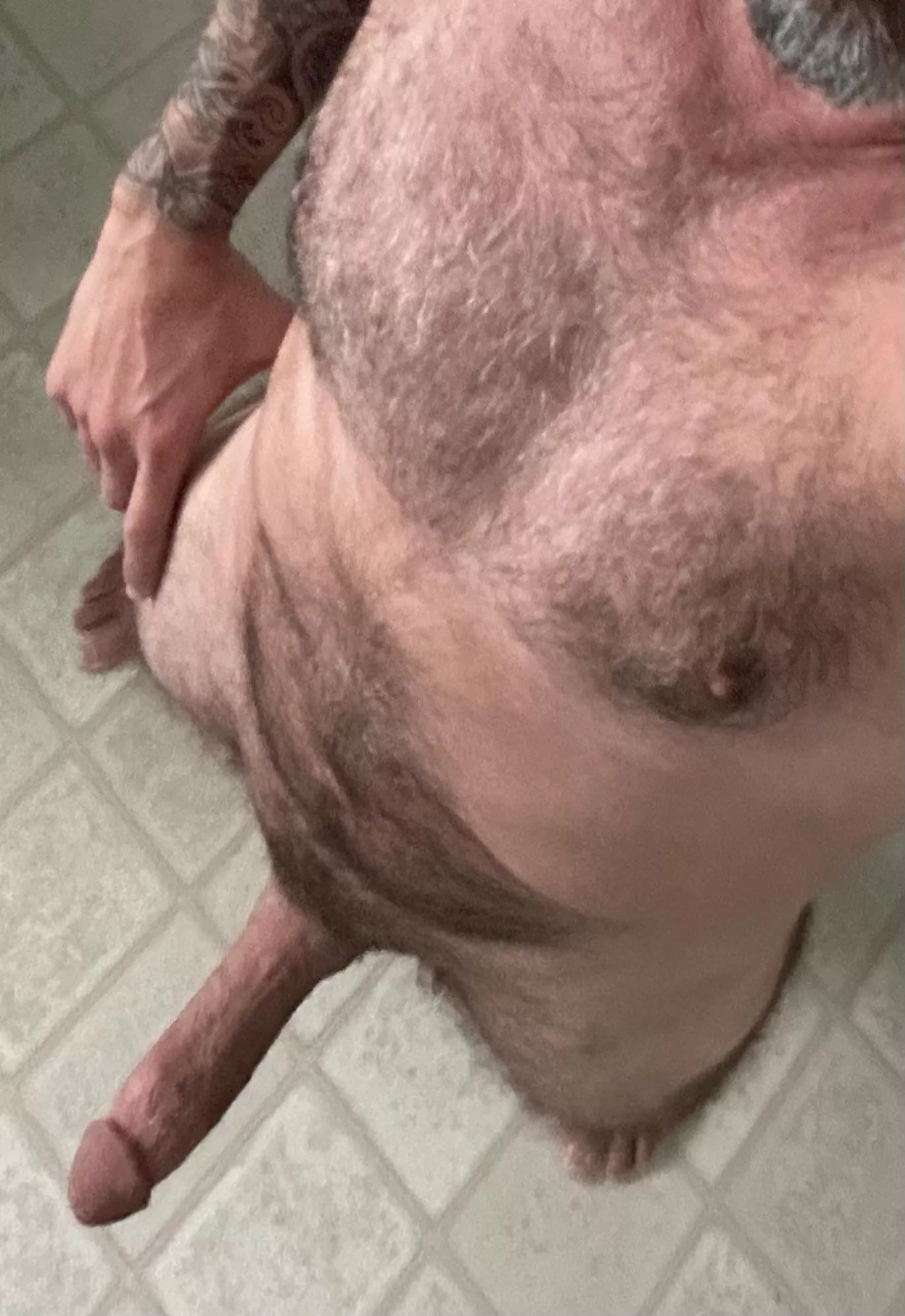 Would you ride your Dads (46) yr old best friend raw? posted by CarolinaDilf