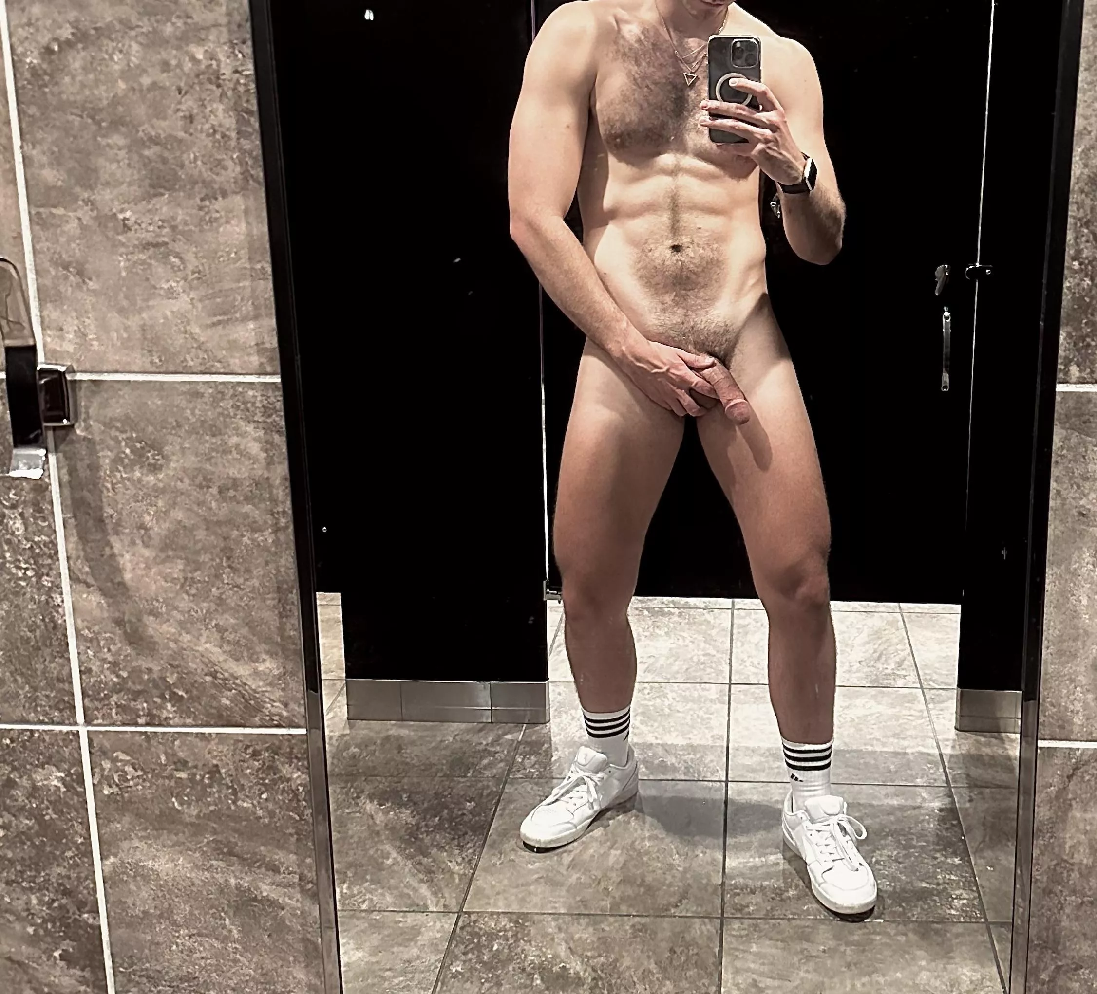 6’ 3” 200lbs of otter posted by Fun-brothers