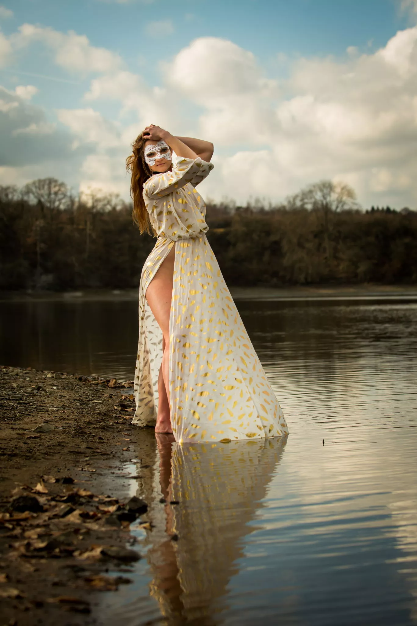 A Splash of Yellow posted by MaskedBeauty42