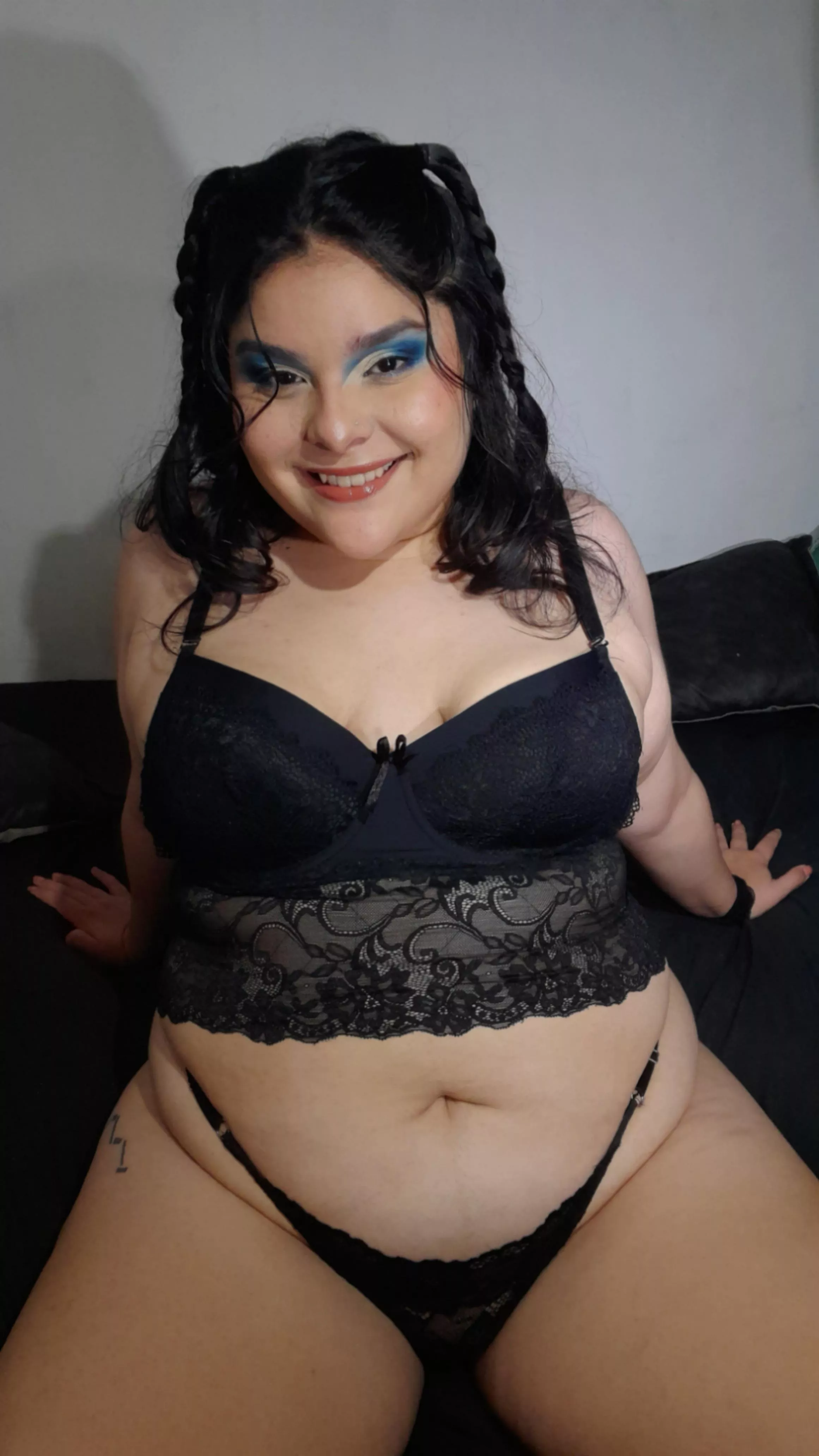 an adorable and mischievous smile, the perfect combination posted by maikaluz