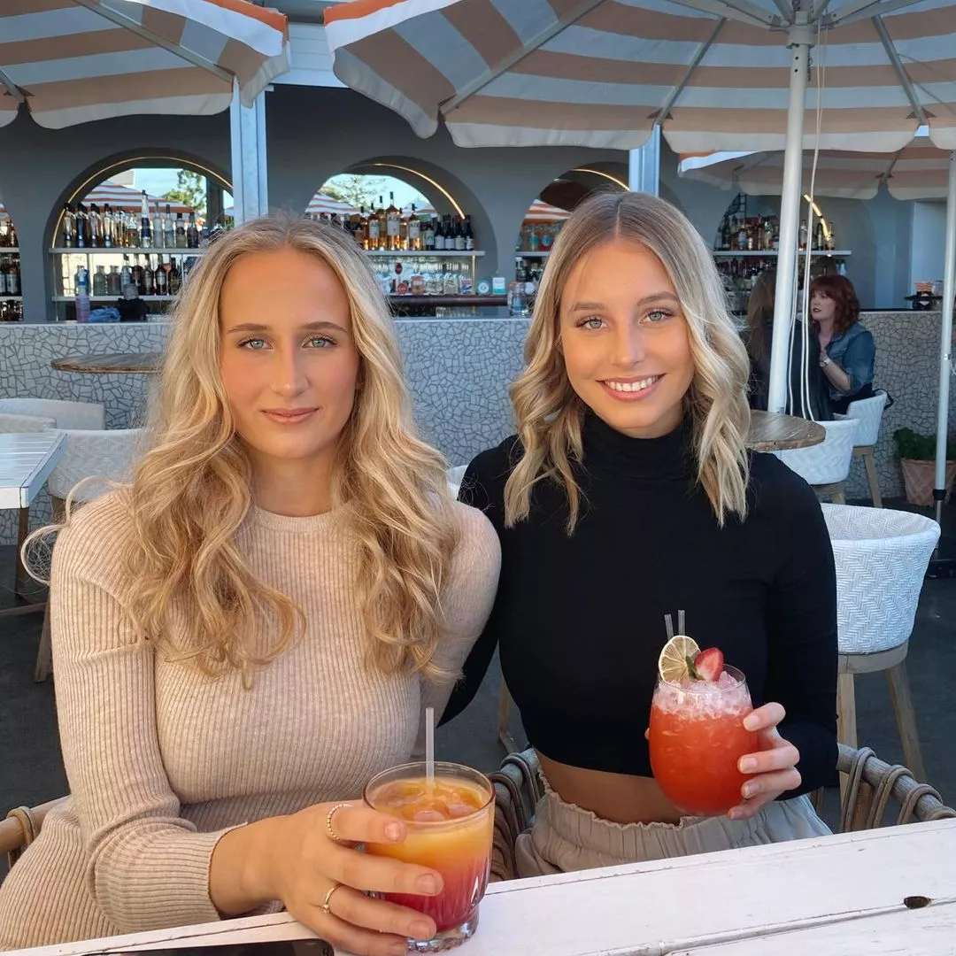 Blondes posted by Maichail_