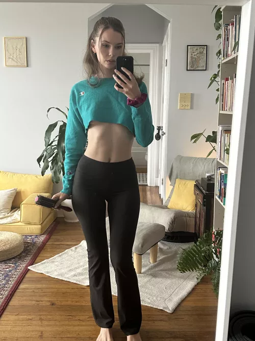 Cropped sweatshirts are very underrated by RealAliaBlack