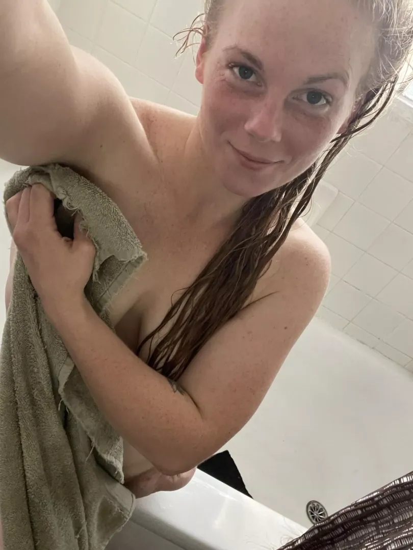 Cum all over my freckles, please by Amputeelove