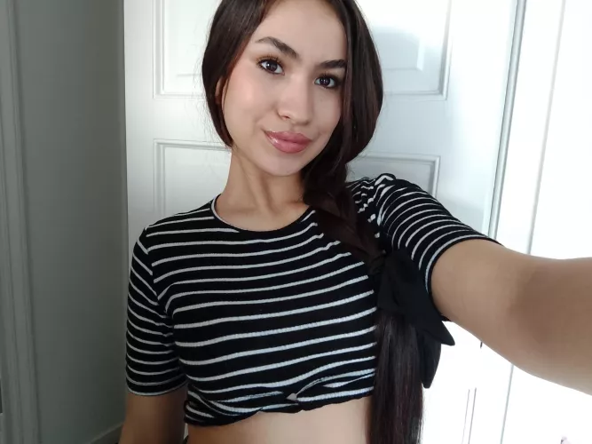 I love my striped croptop by Princess_baby66