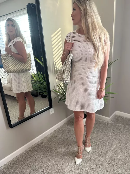 It’s time to start my day, but feeling a pumpkin spice latte from Starbucks is in order for the drive! by Vivid_Parts_72