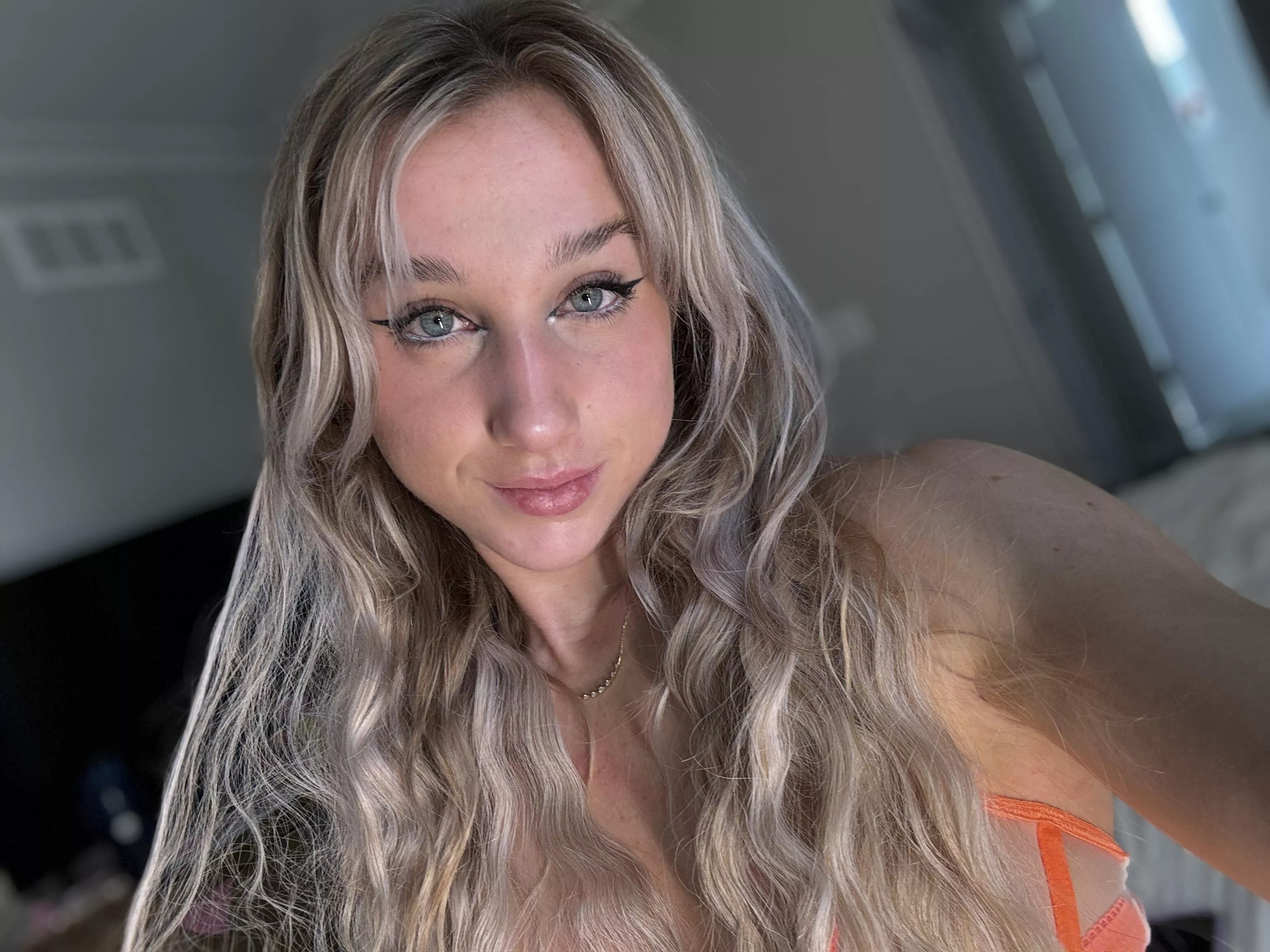 Just wanted to share my pretty face <33 posted by abbylynnxxxxx